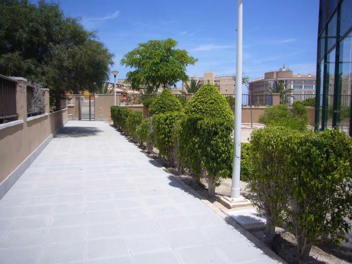Descansa Y Disfruta De Las Mejores Playas Arenales del Sol Exterior foto